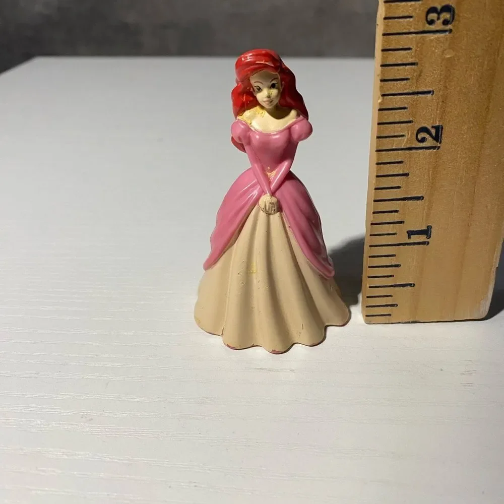 Disney Princess Ariel Pink Dress PVC Figure 3